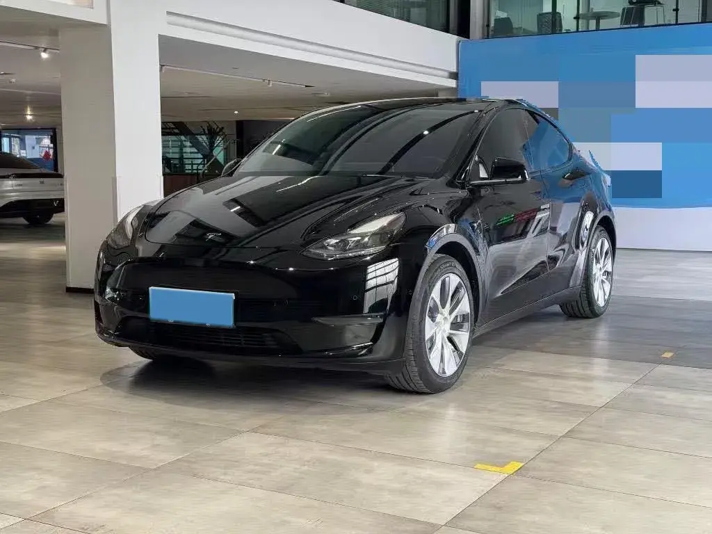 2022 Tesla Model Y BEV 60KWH