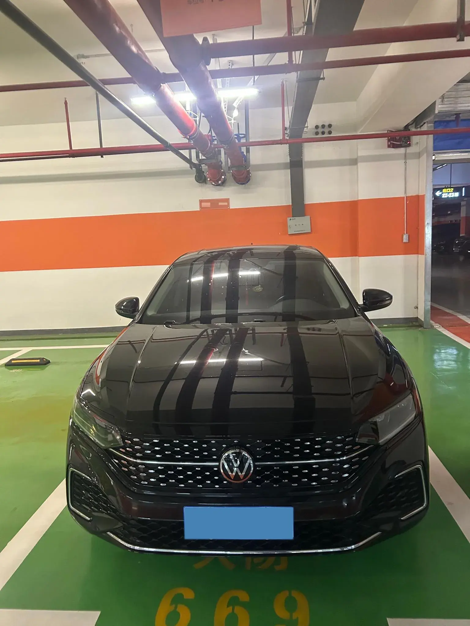 2023 VOLKSWAGEN PASSAT thumbnail 2