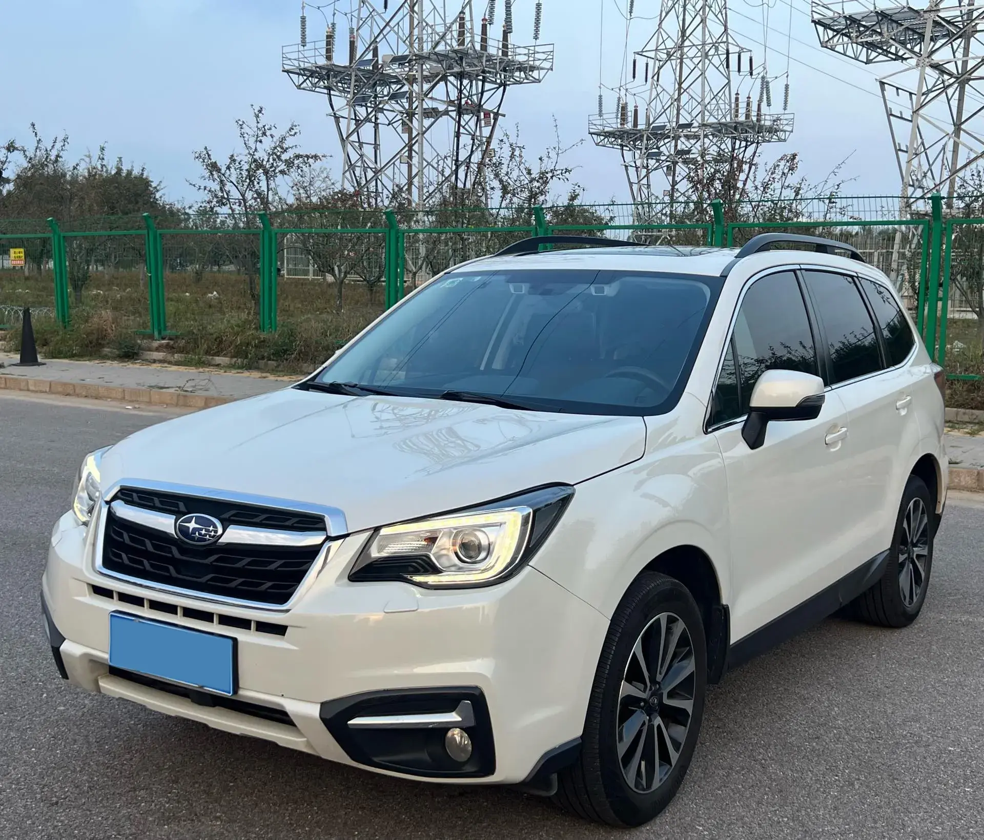 2018 SUBARU FORESTER view 1