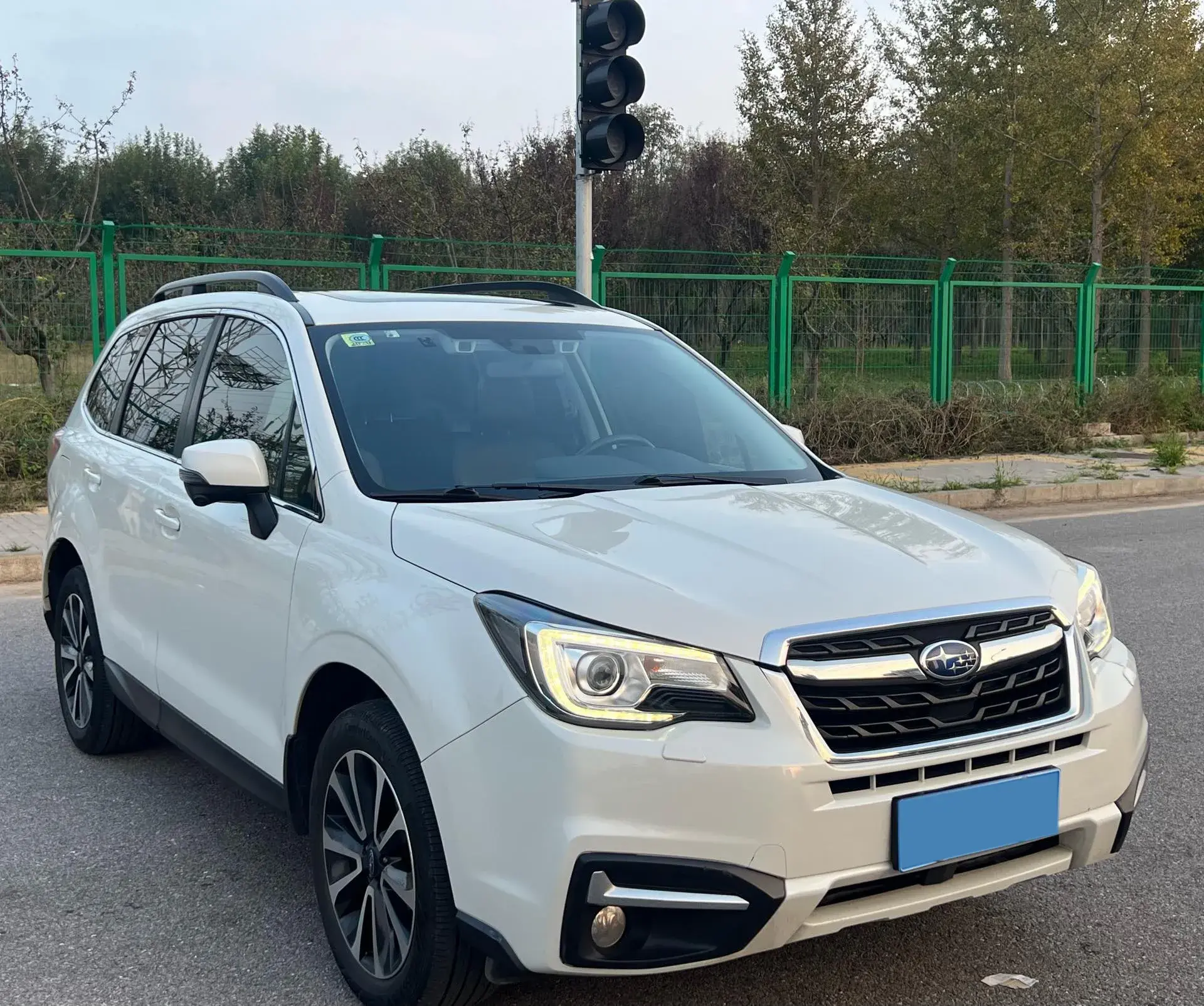 2018 SUBARU FORESTER thumbnail 3
