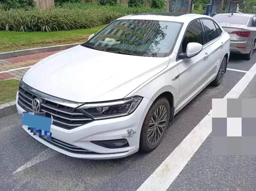 2019 VOLKSWAGEN SAGITAR view 1