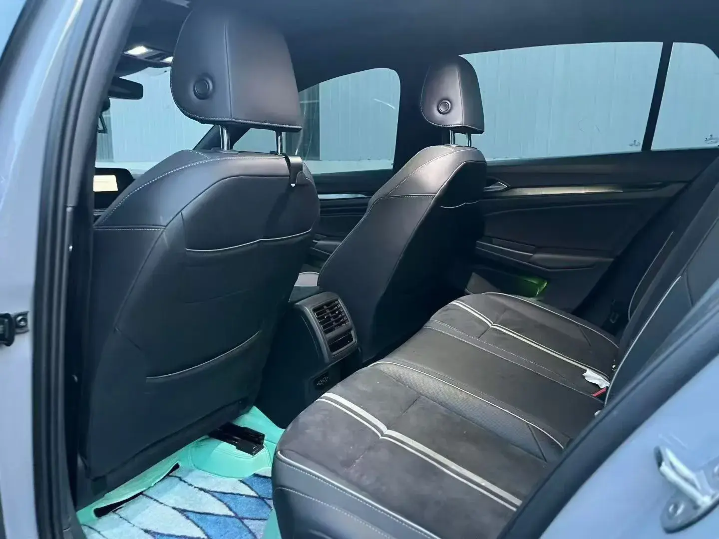 2021 VOLKSWAGEN GOLF thumbnail 3