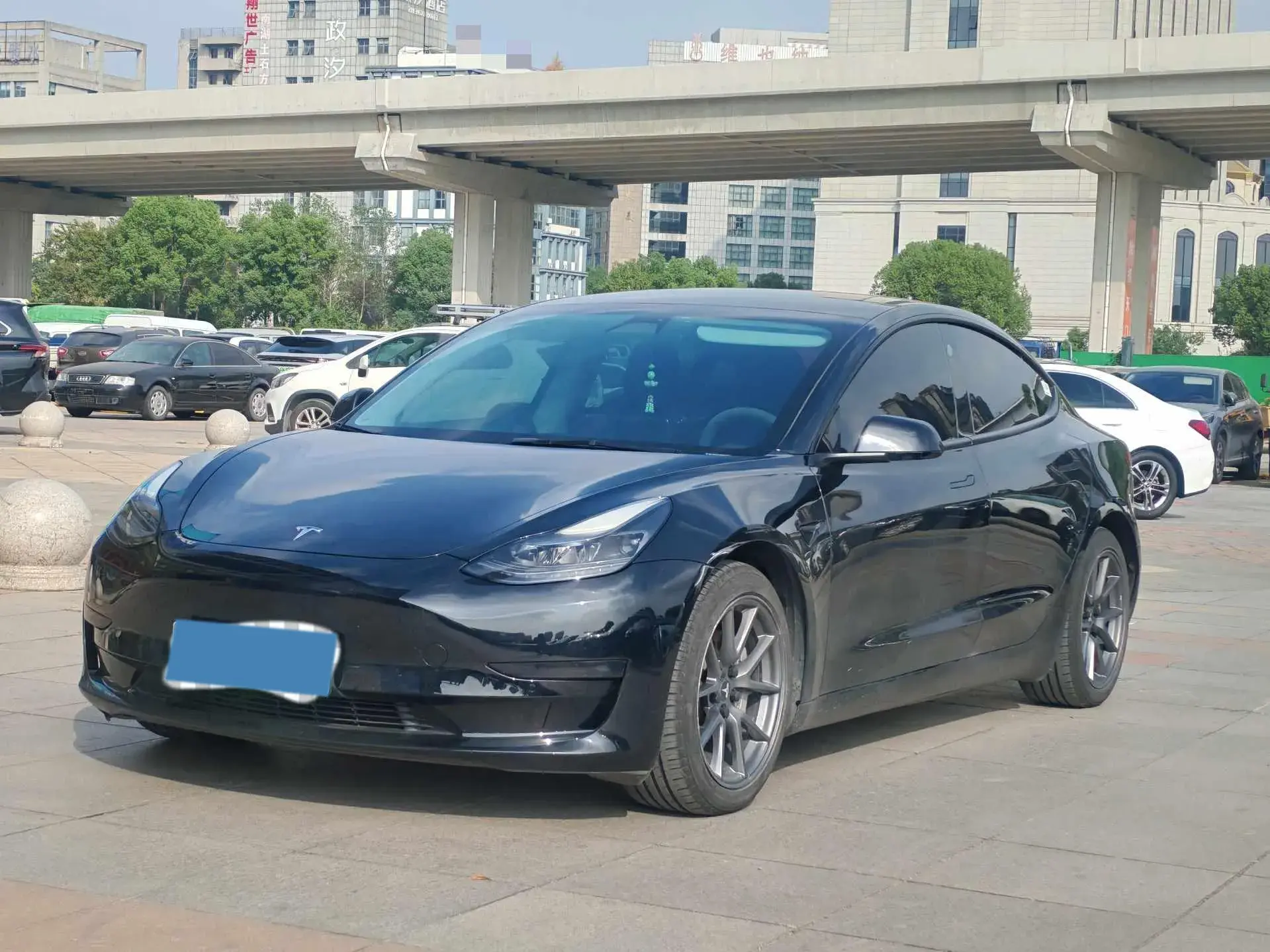 2021 TESLA MODEL view 1
