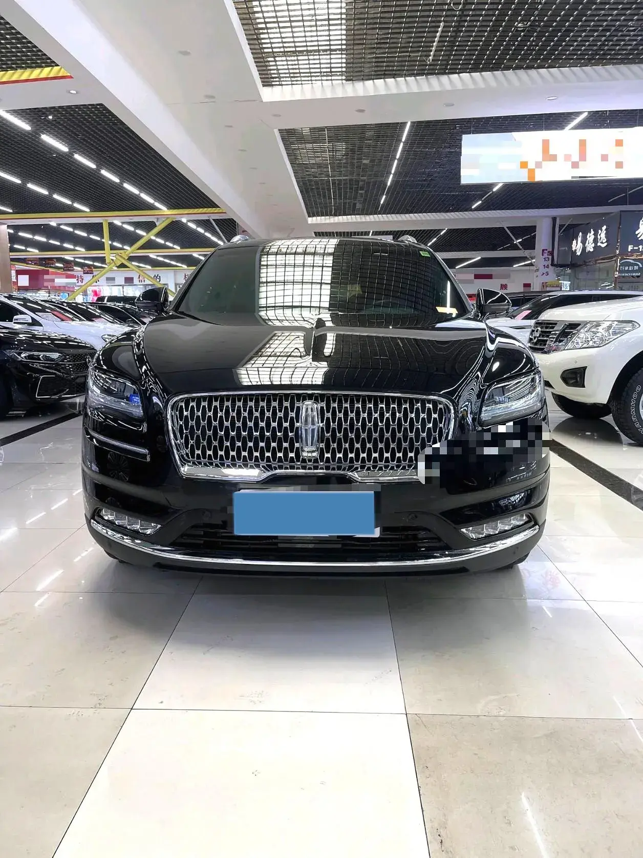 2021 LINCOLN NAUTILUS thumbnail 2