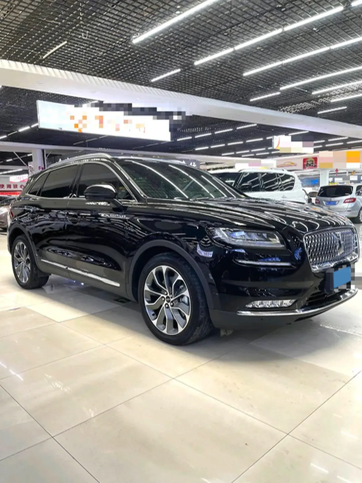 2021 LINCOLN NAUTILUS thumbnail 3