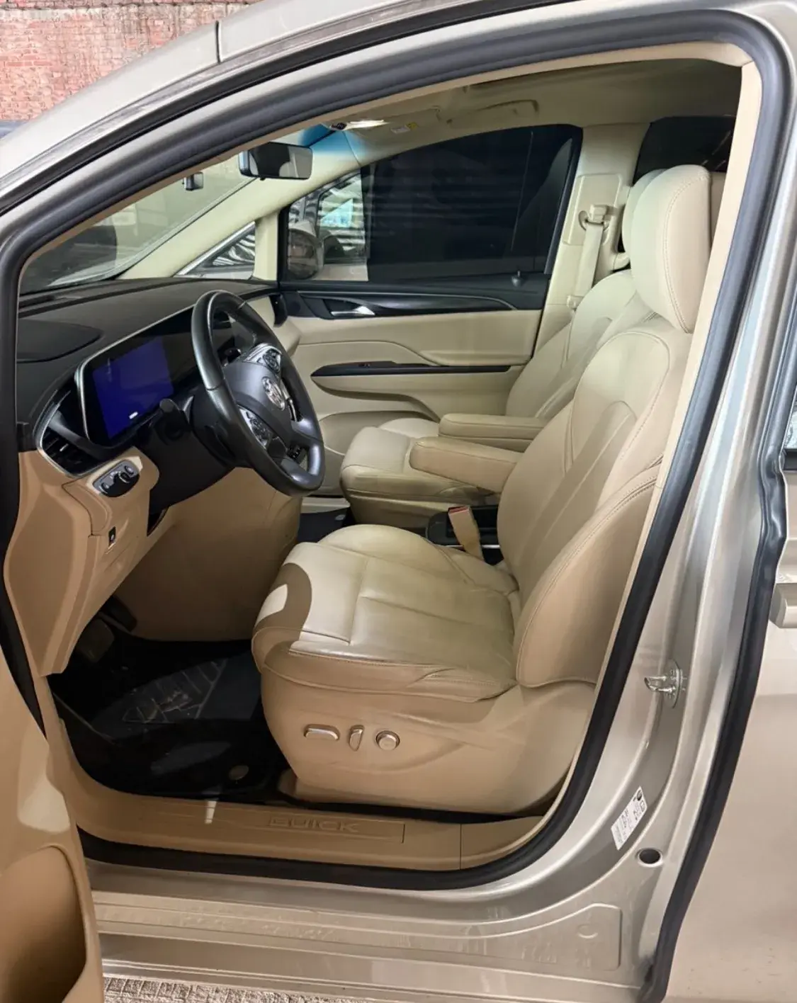 2022 BUICK GL8 thumbnail 2