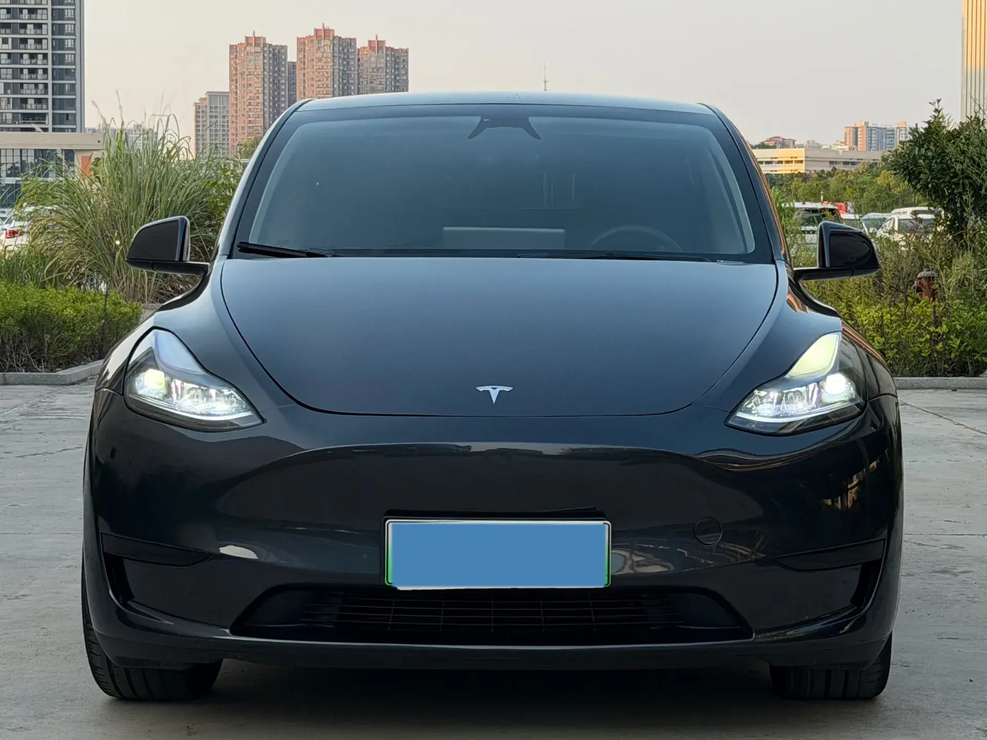 2023 TESLA MODEL thumbnail 2