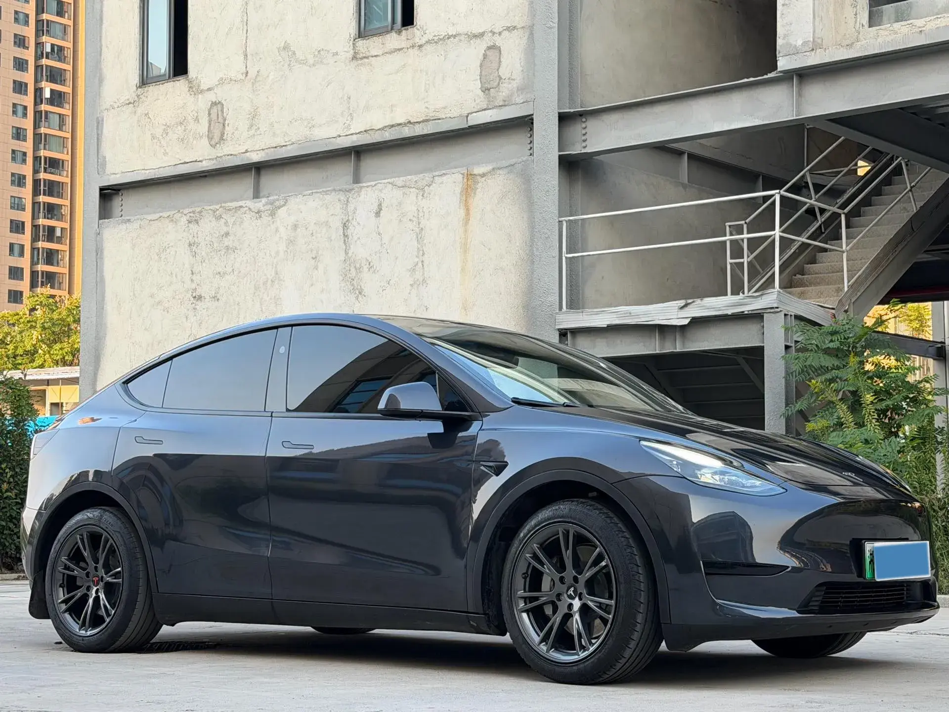 2023 TESLA MODEL thumbnail 3