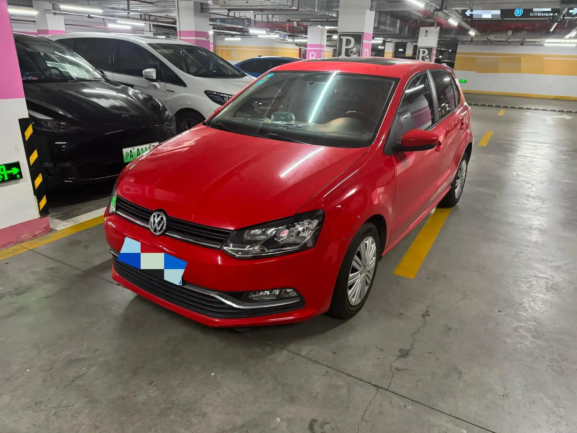 2018 VOLKSWAGEN POLO view 1