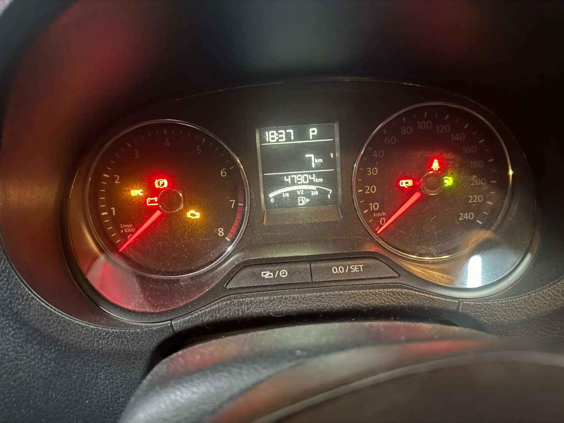 2018 VOLKSWAGEN POLO thumbnail 3