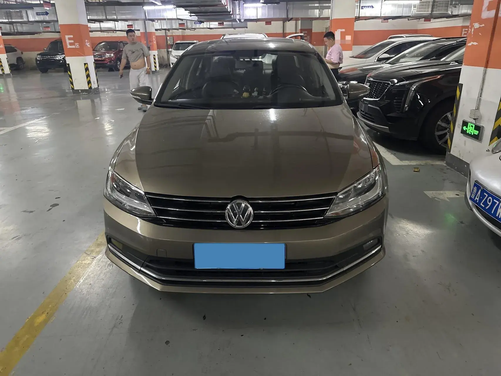 2018 VOLKSWAGEN SAGITAR thumbnail 2