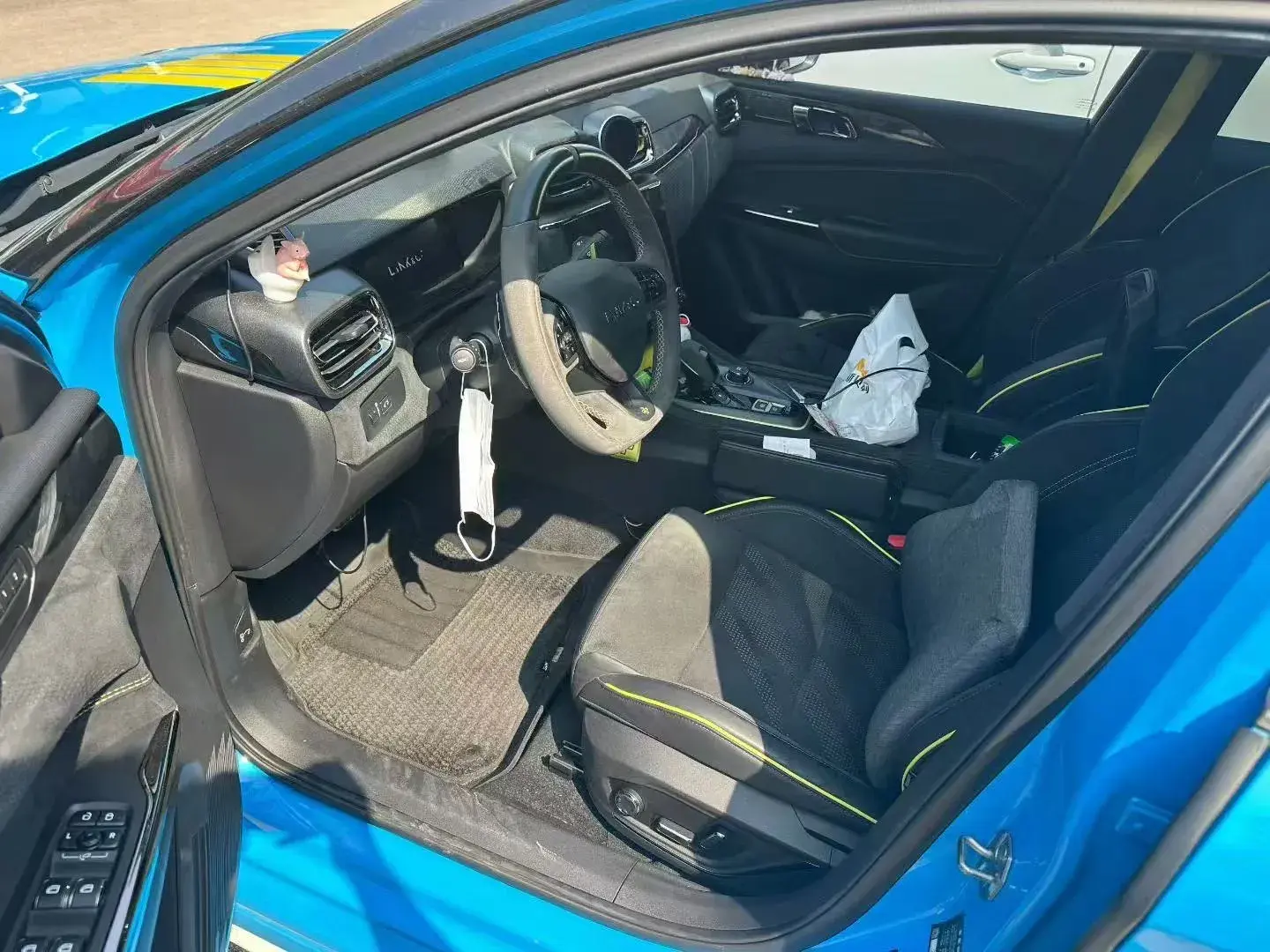 2022 LYNK&CO 03 thumbnail 2