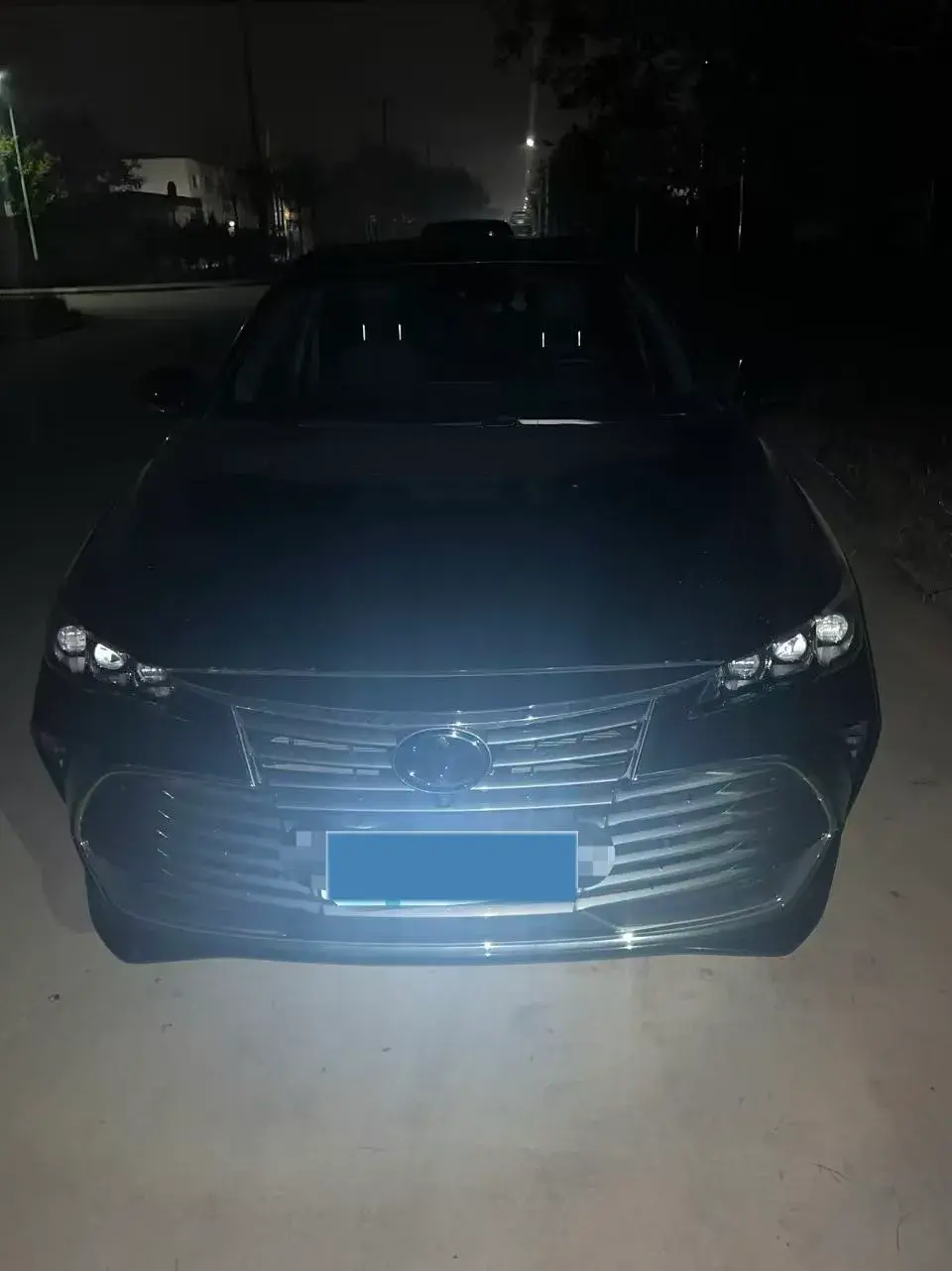 2019 TOYOTA AVALON thumbnail 2