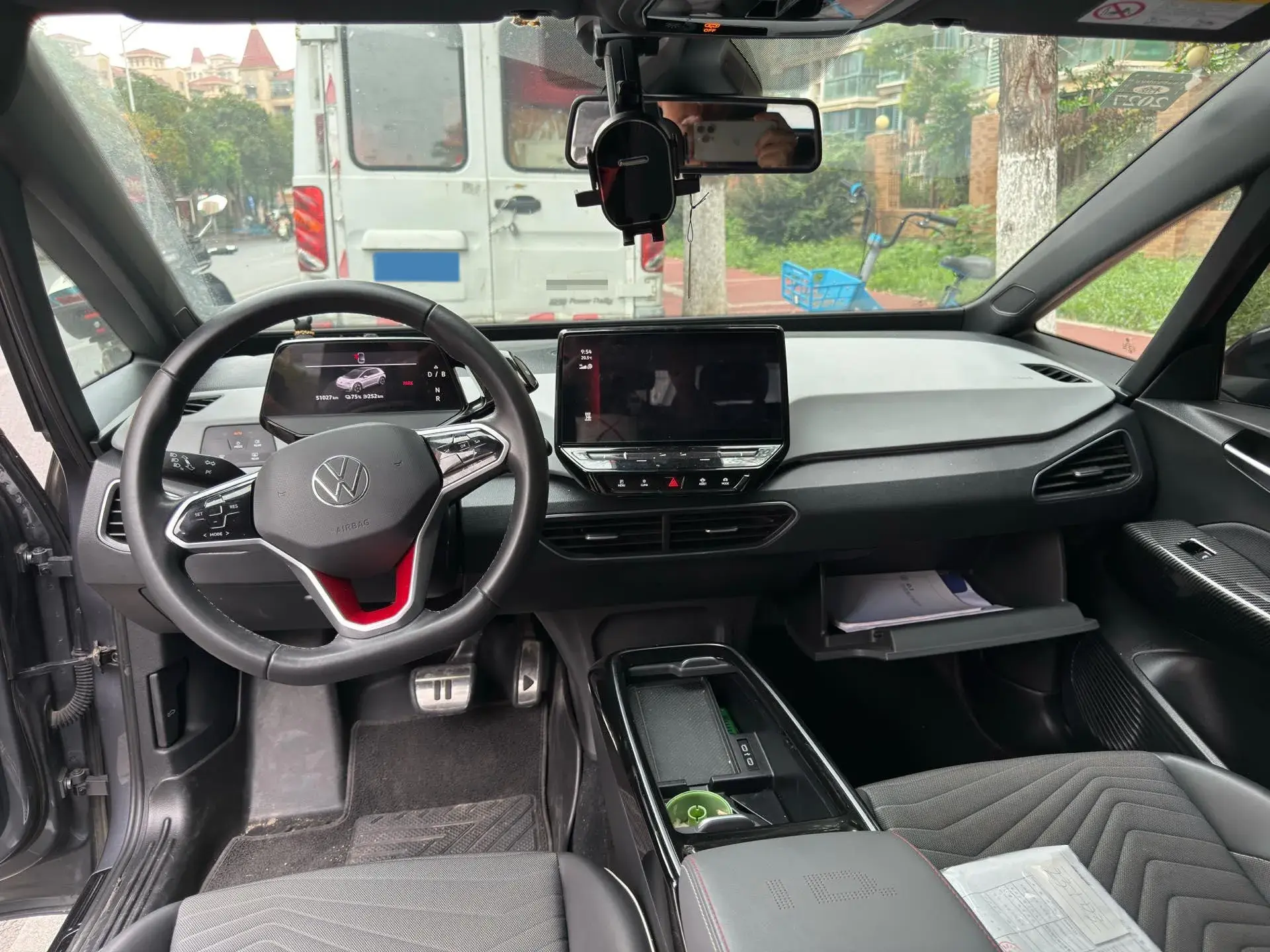 2023 VOLKSWAGEN ID.3 thumbnail 3