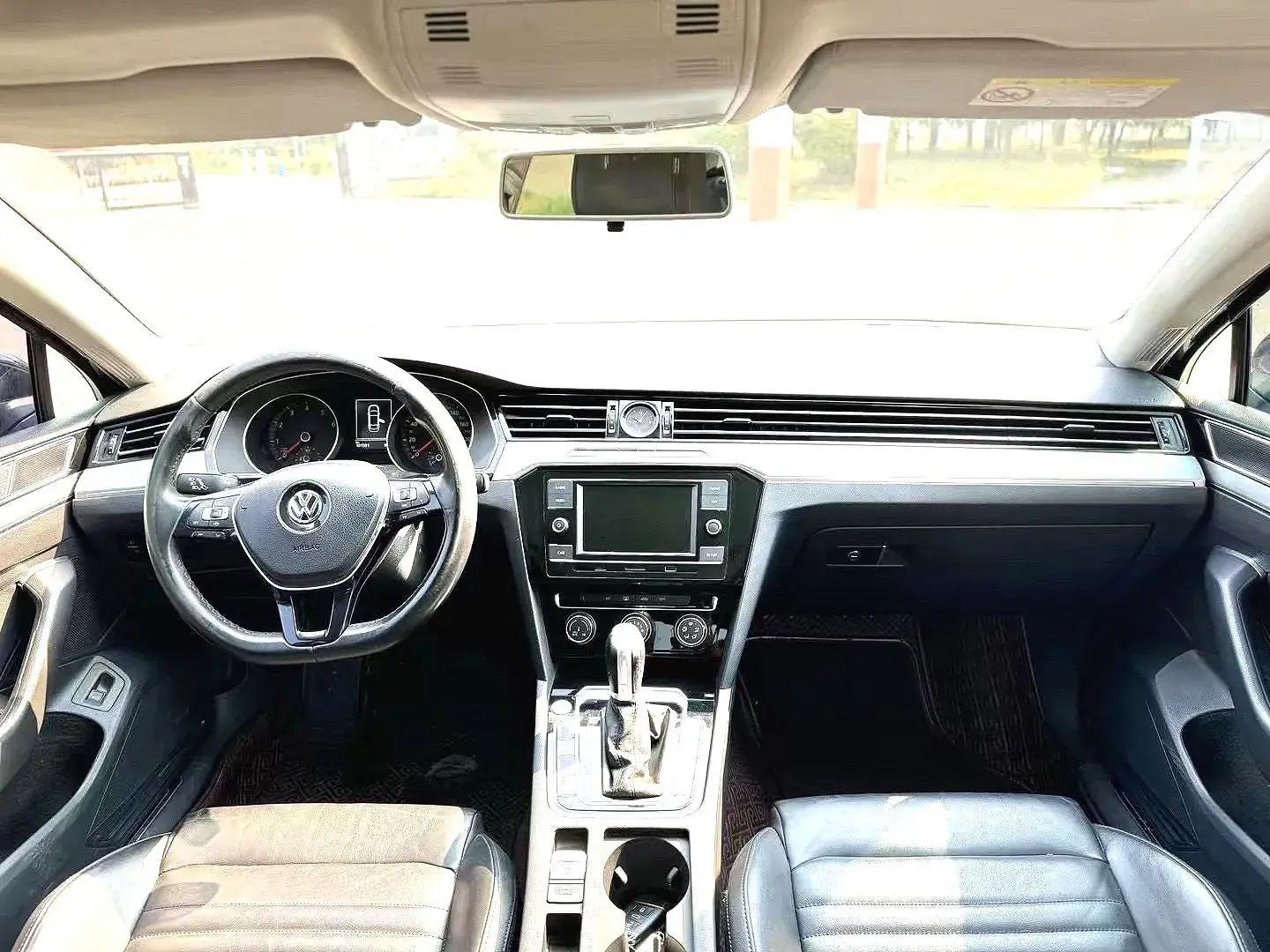 2019 VOLKSWAGEN MAGOTAN thumbnail 4