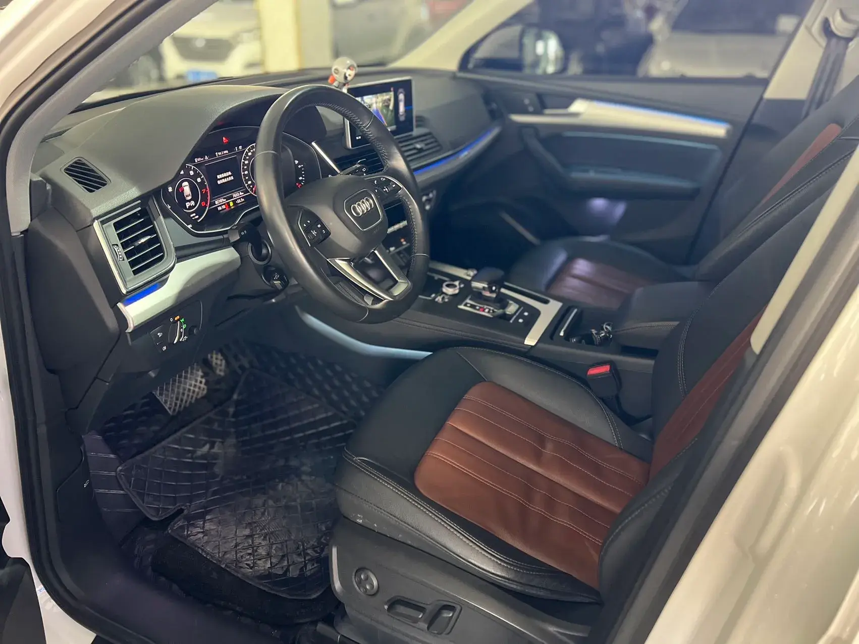 2020 AUDI Q5L thumbnail 4