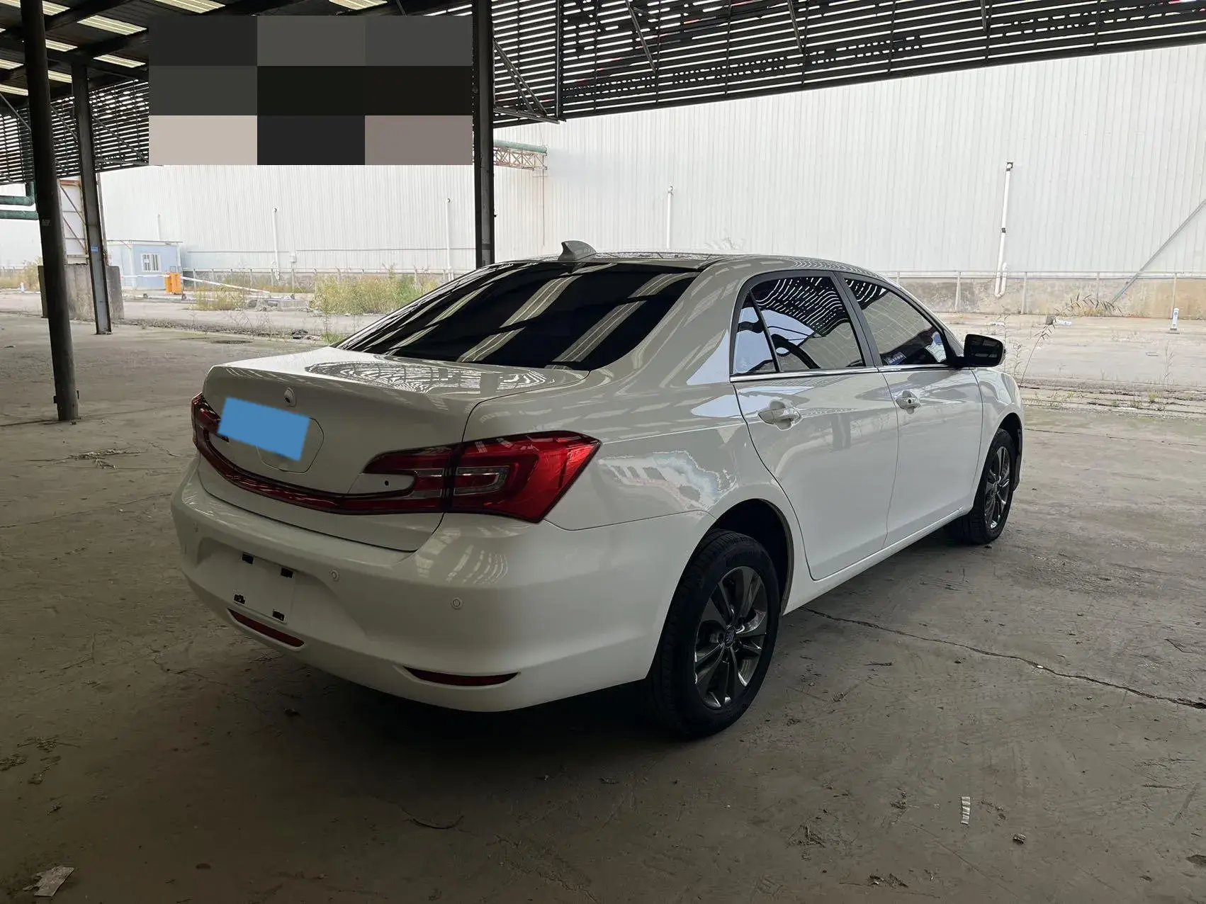 2017 BYD QIN thumbnail 4