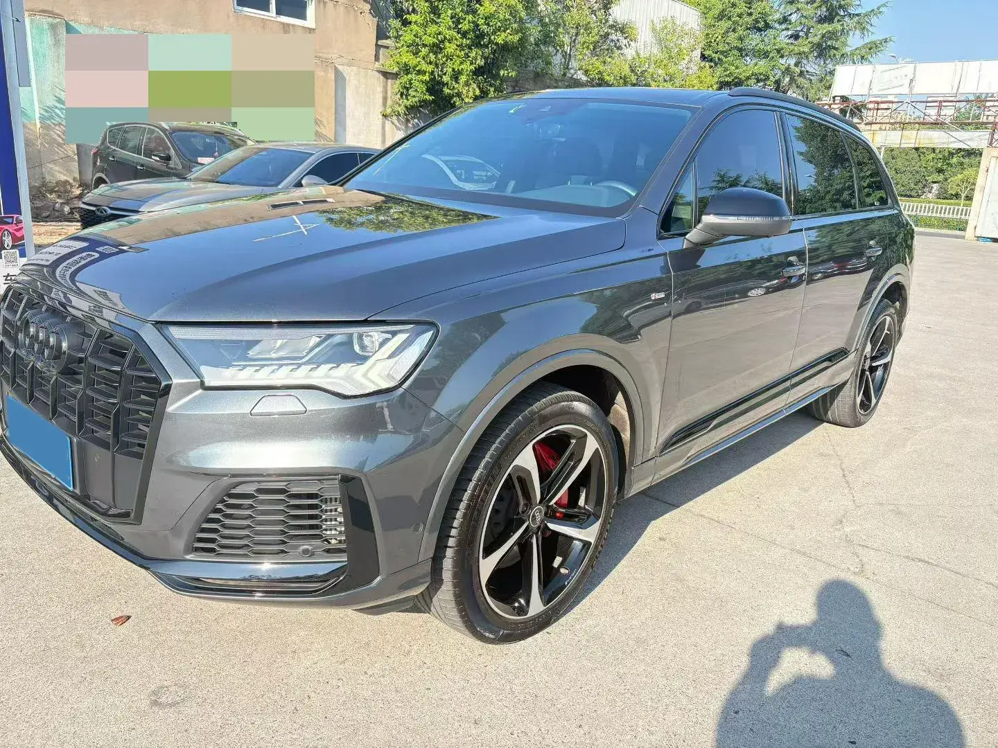2022 AUDI Q7 view 1
