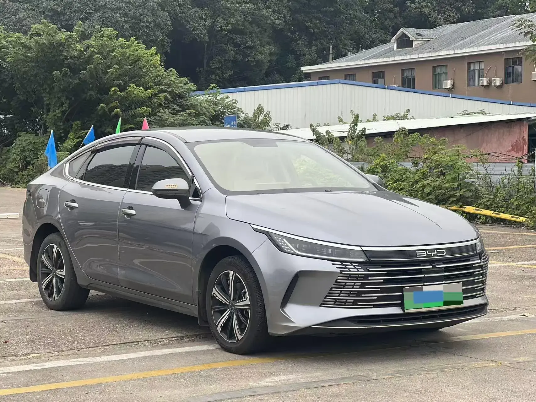 2023 BYD DESTROYER thumbnail 2