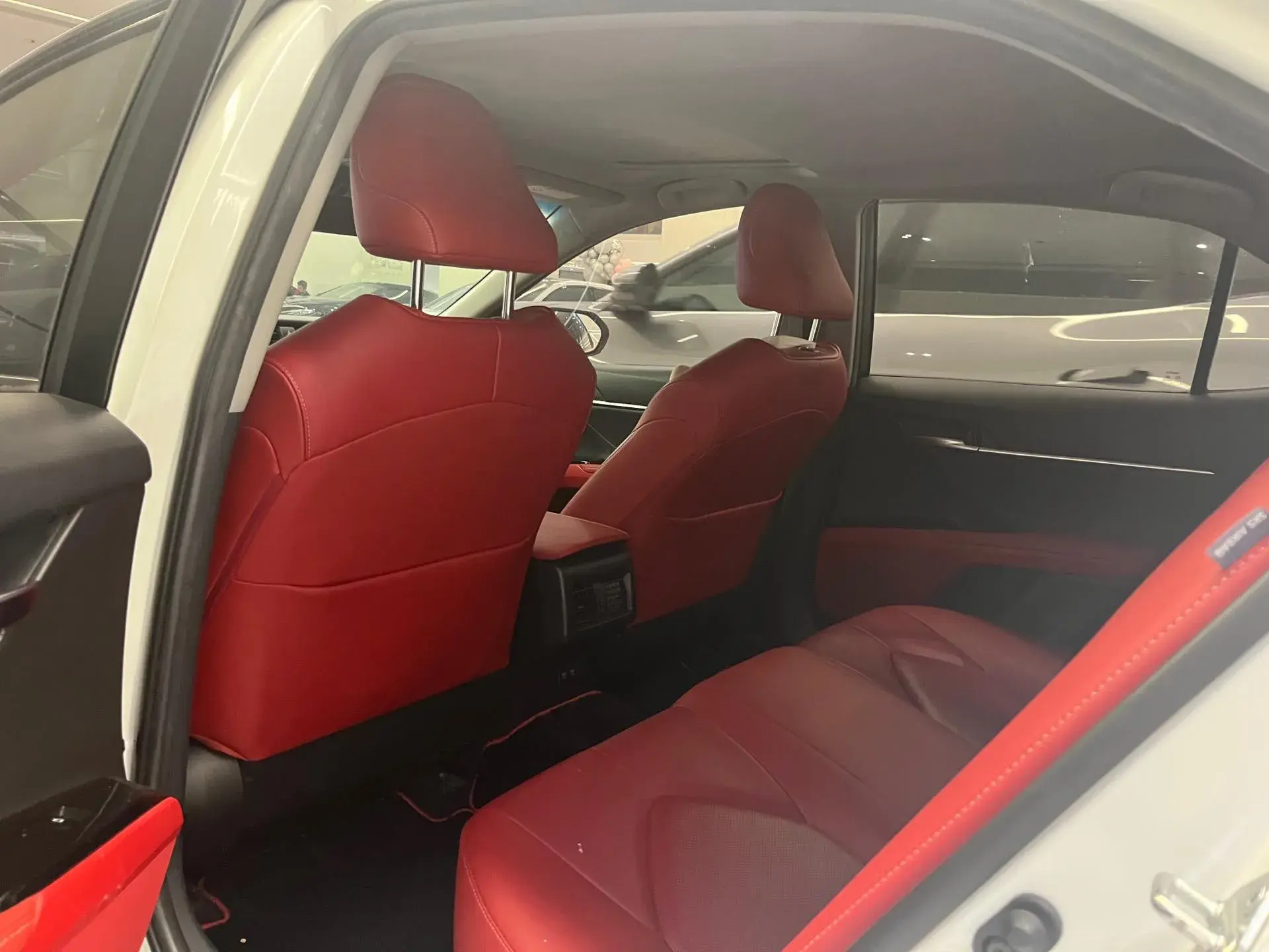 2019 TOYOTA CAMRY thumbnail 4