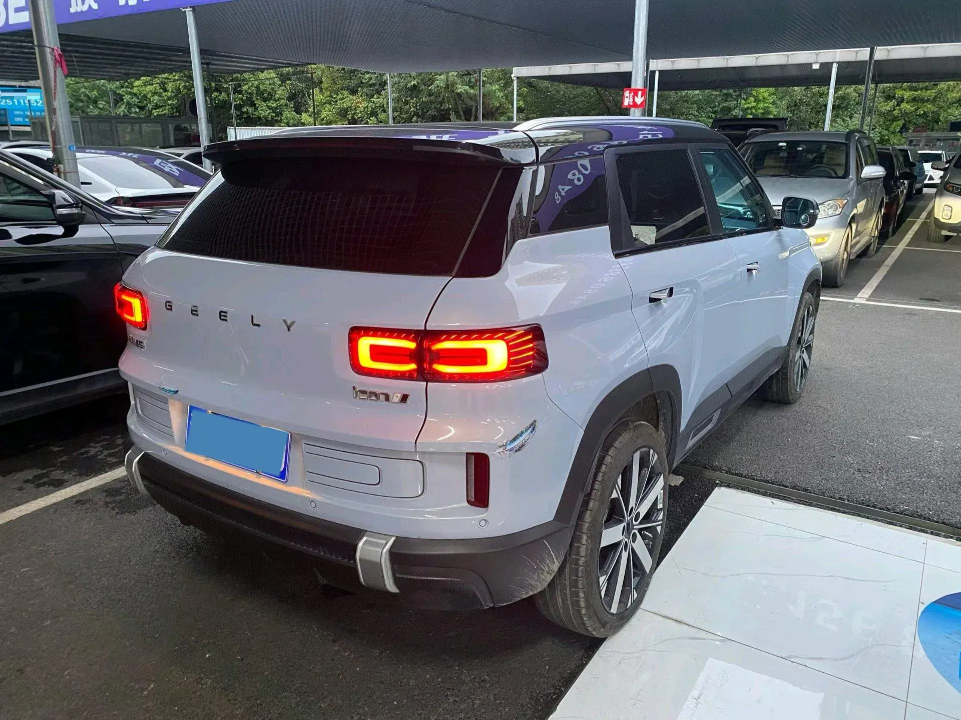 2023 GEELY ICON thumbnail 2