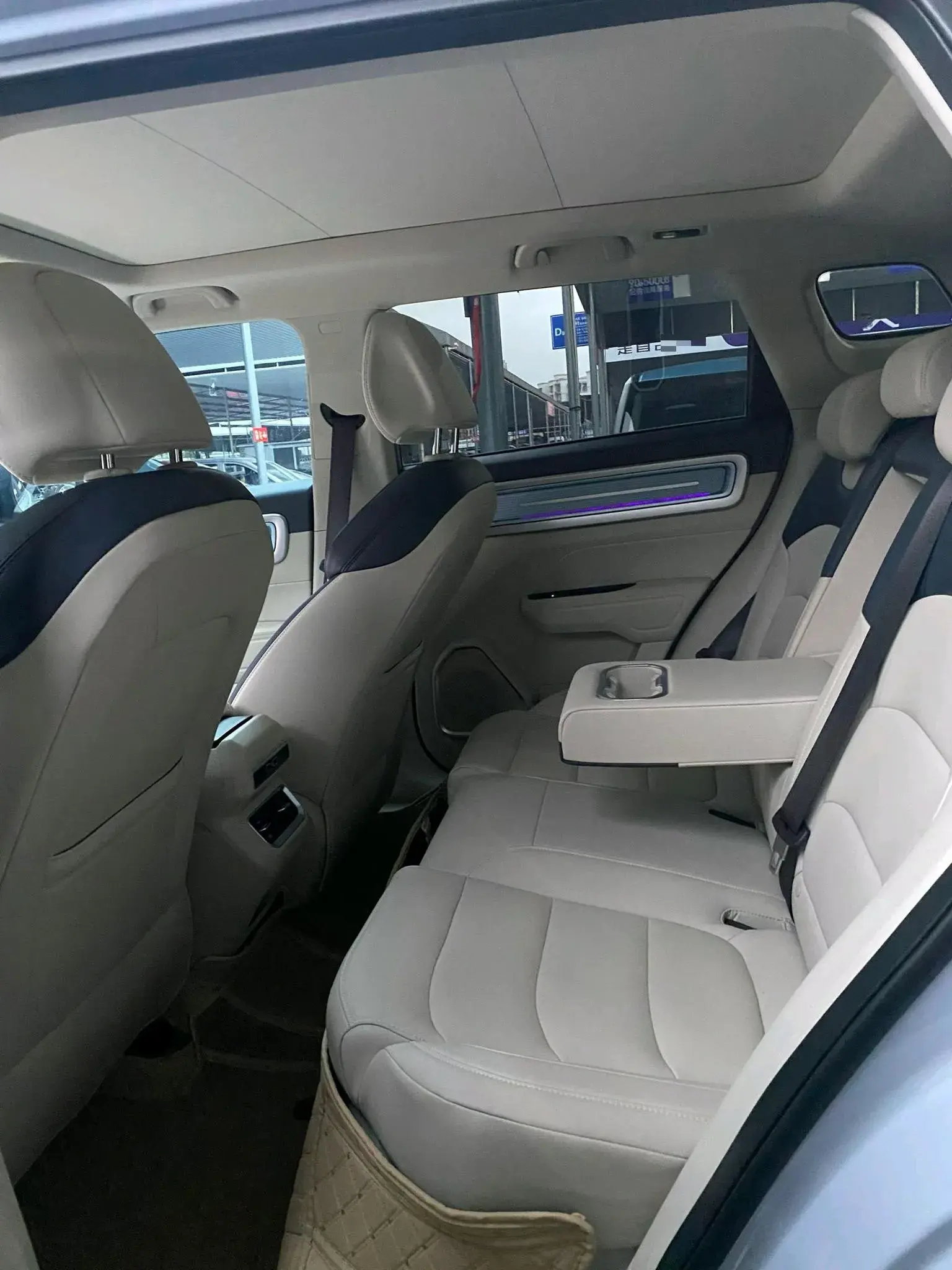 2023 GEELY ICON thumbnail 4