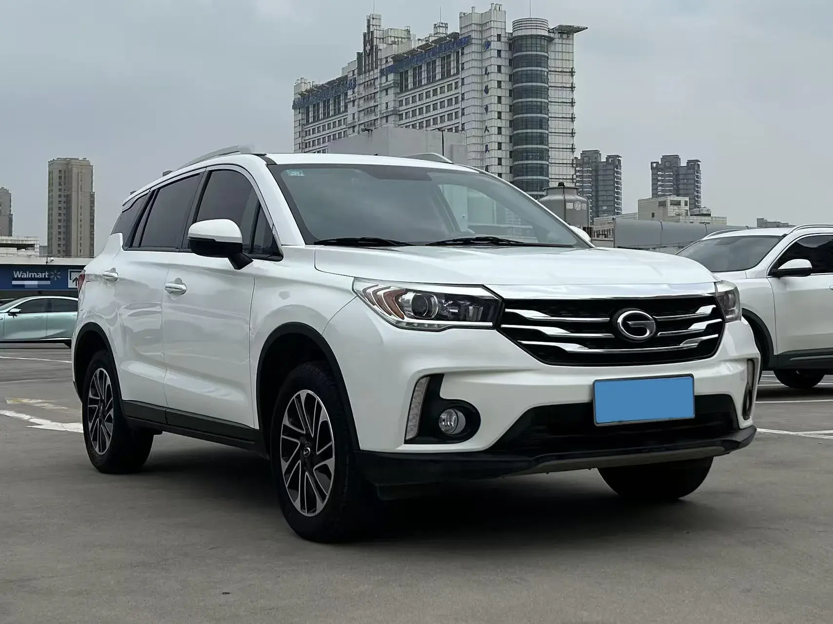 2017 GAC TRUMPCHI thumbnail 2