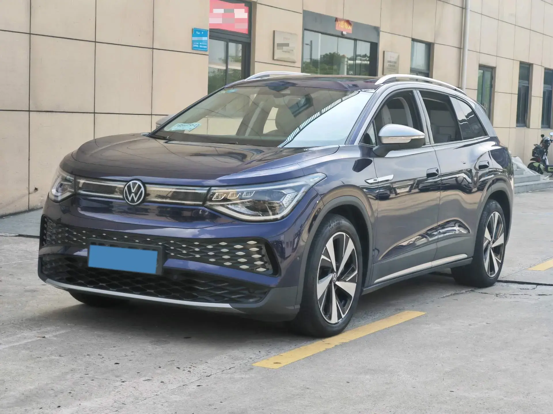 2022 VOLKSWAGEN ID.6 view 1