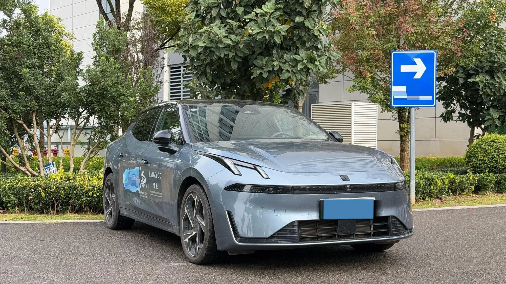 2024 LYNK&CO 07 thumbnail 3