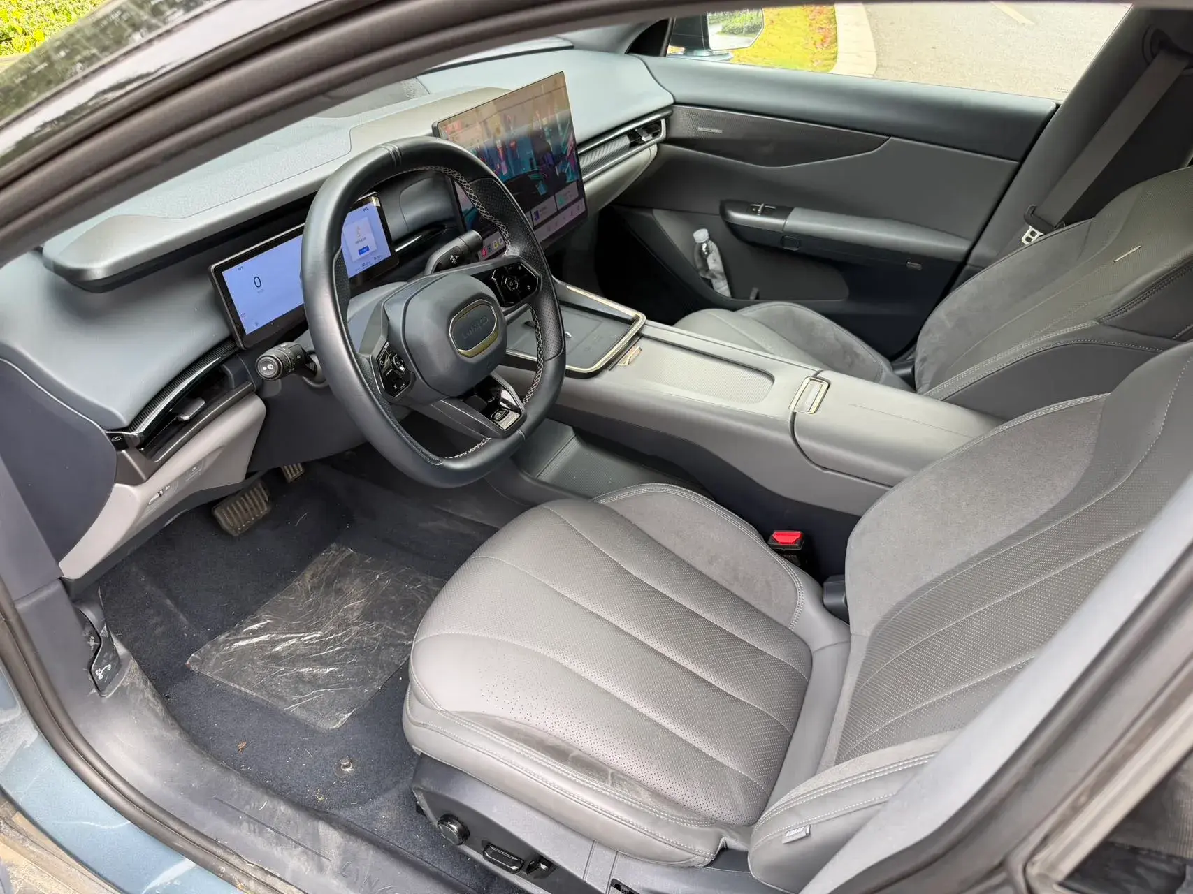 2024 LYNK&CO 07 thumbnail 4