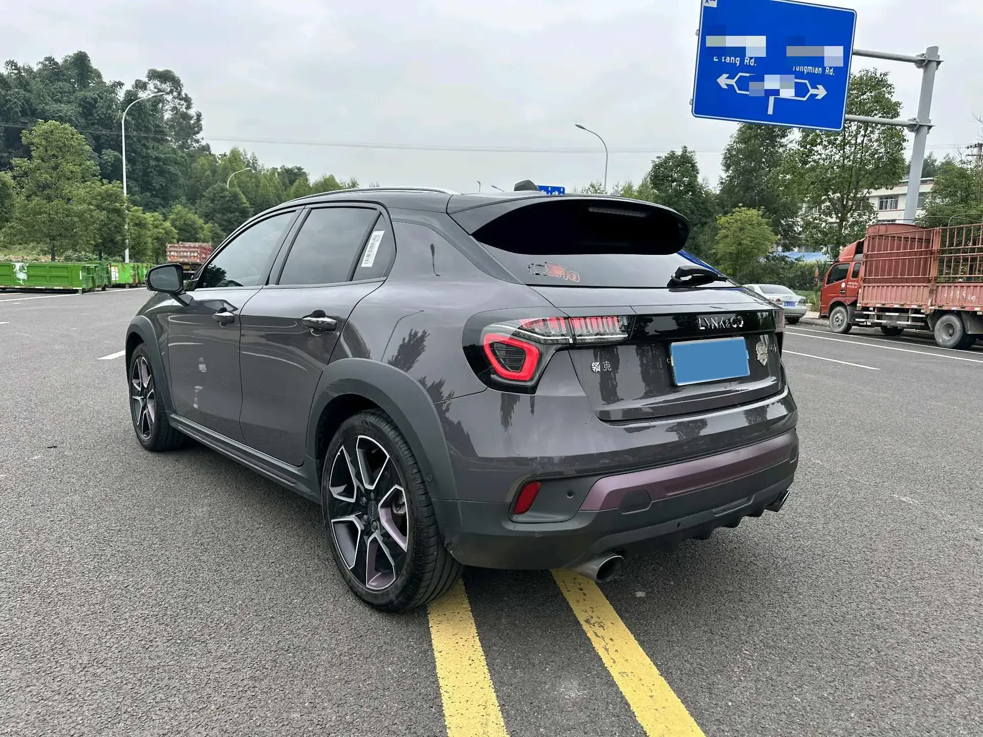 2019 LYNK&CO 02 thumbnail 4