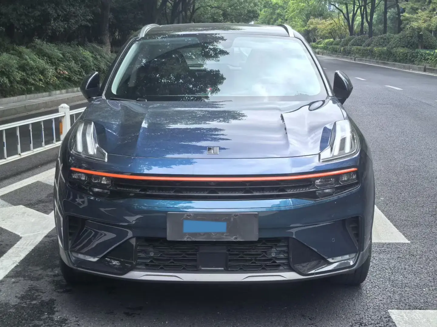 2020 LYNK&CO 06 thumbnail 2