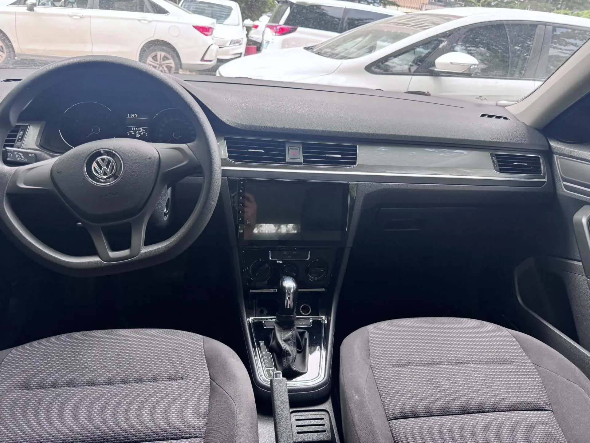 2019 VOLKSWAGEN BORA thumbnail 4