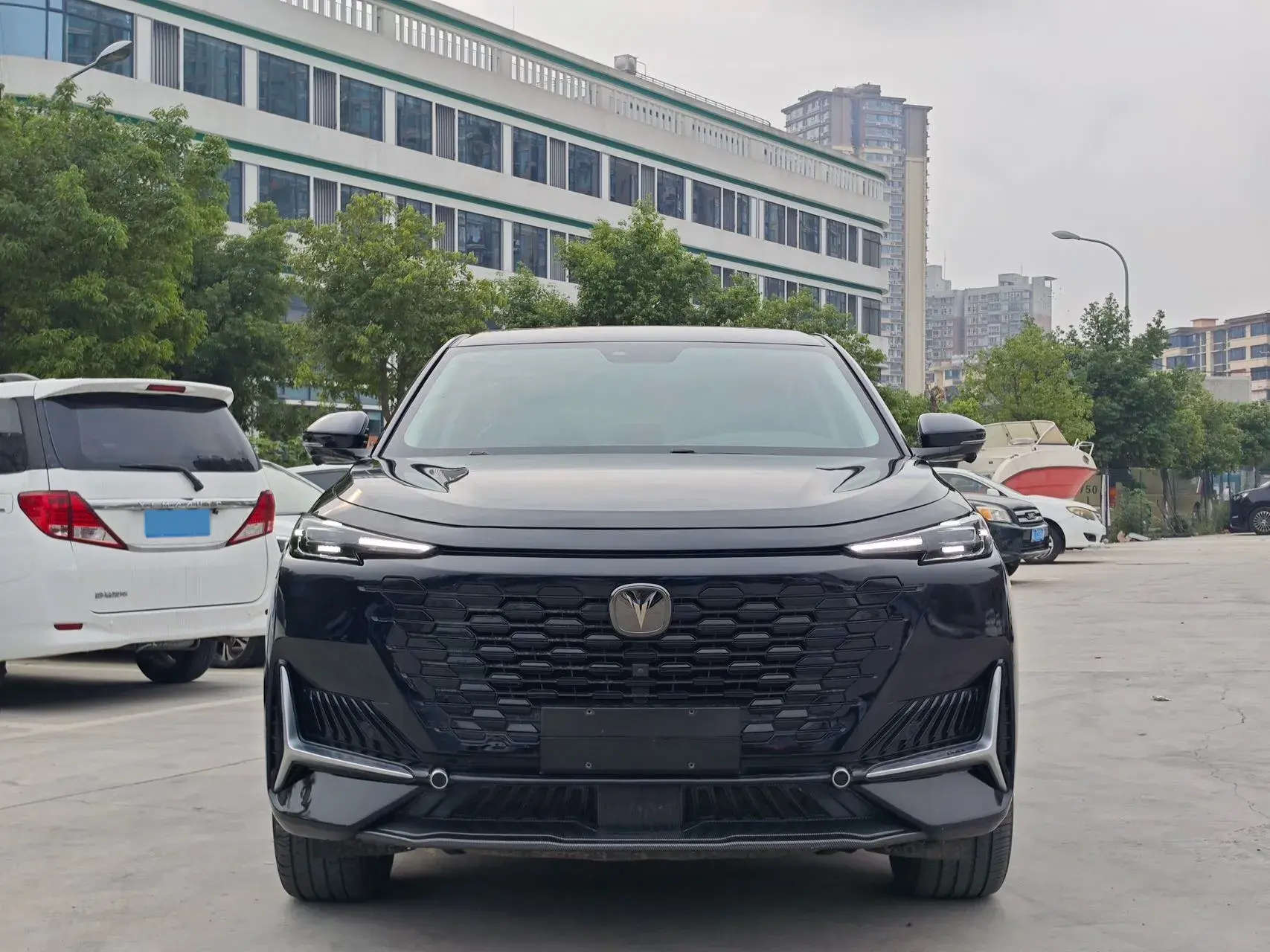 2021 CHANGAN UNI-K thumbnail 3
