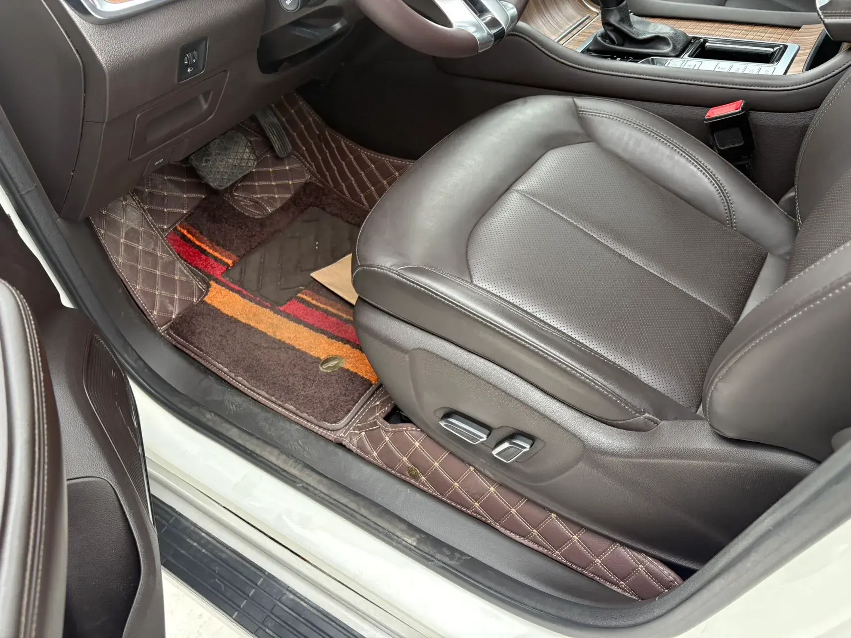 2019 ROEWE RX8 thumbnail 2