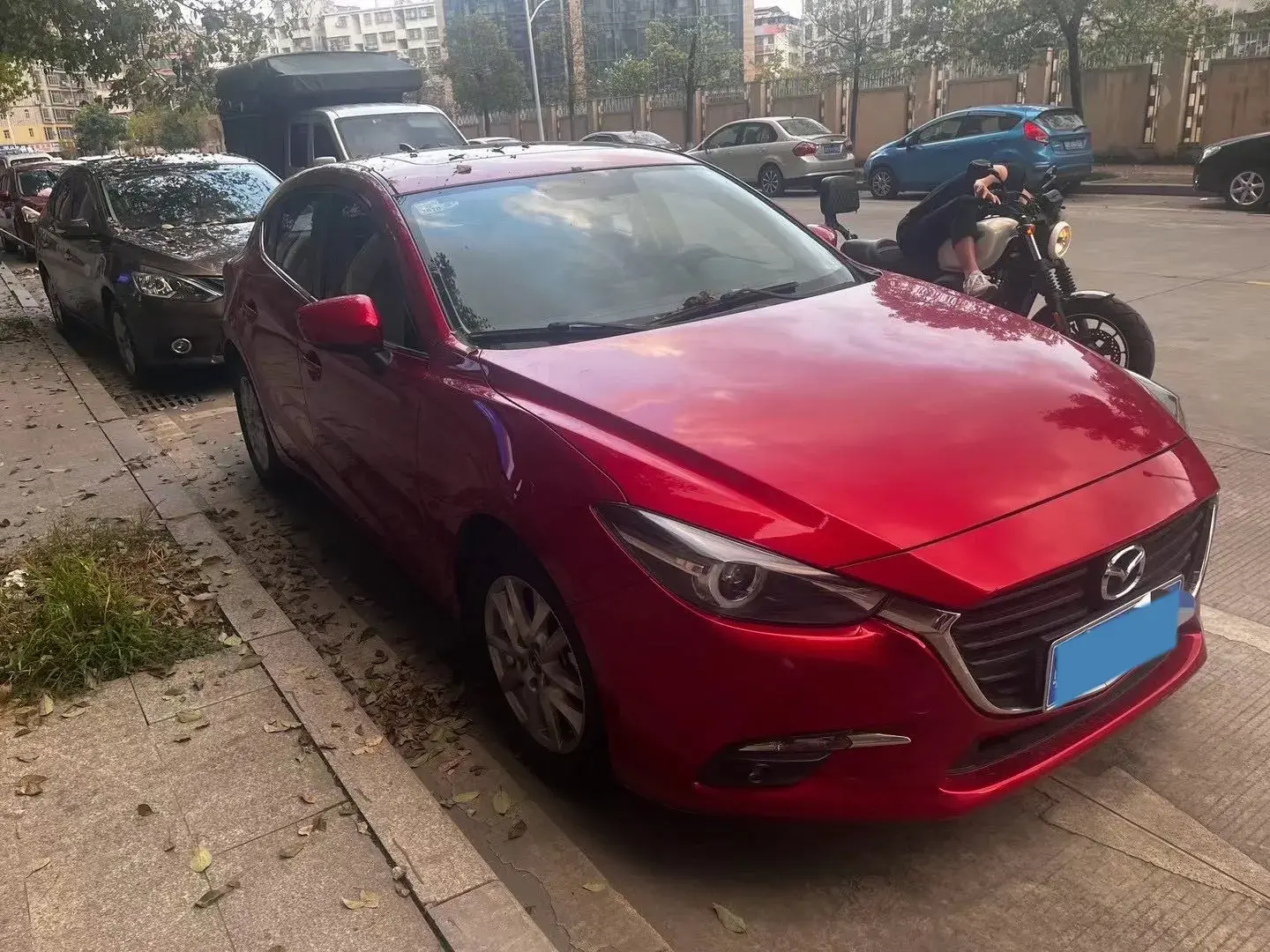 2017 MAZDA 3 thumbnail 3