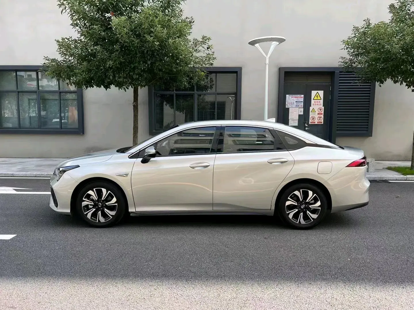 2020 AION S thumbnail 2