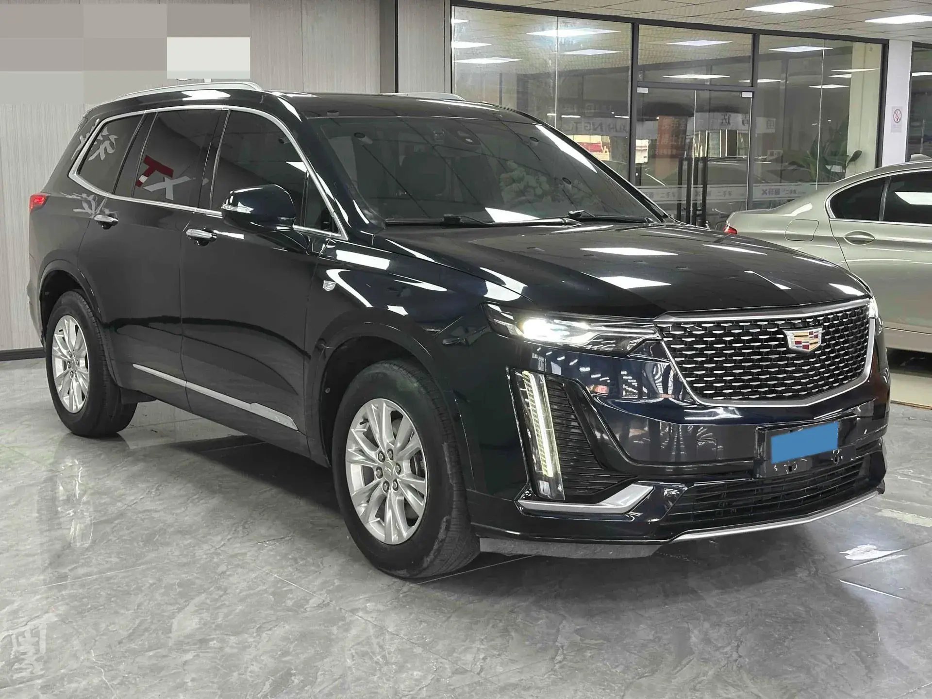 2021 CADILLAC XT6 thumbnail 2
