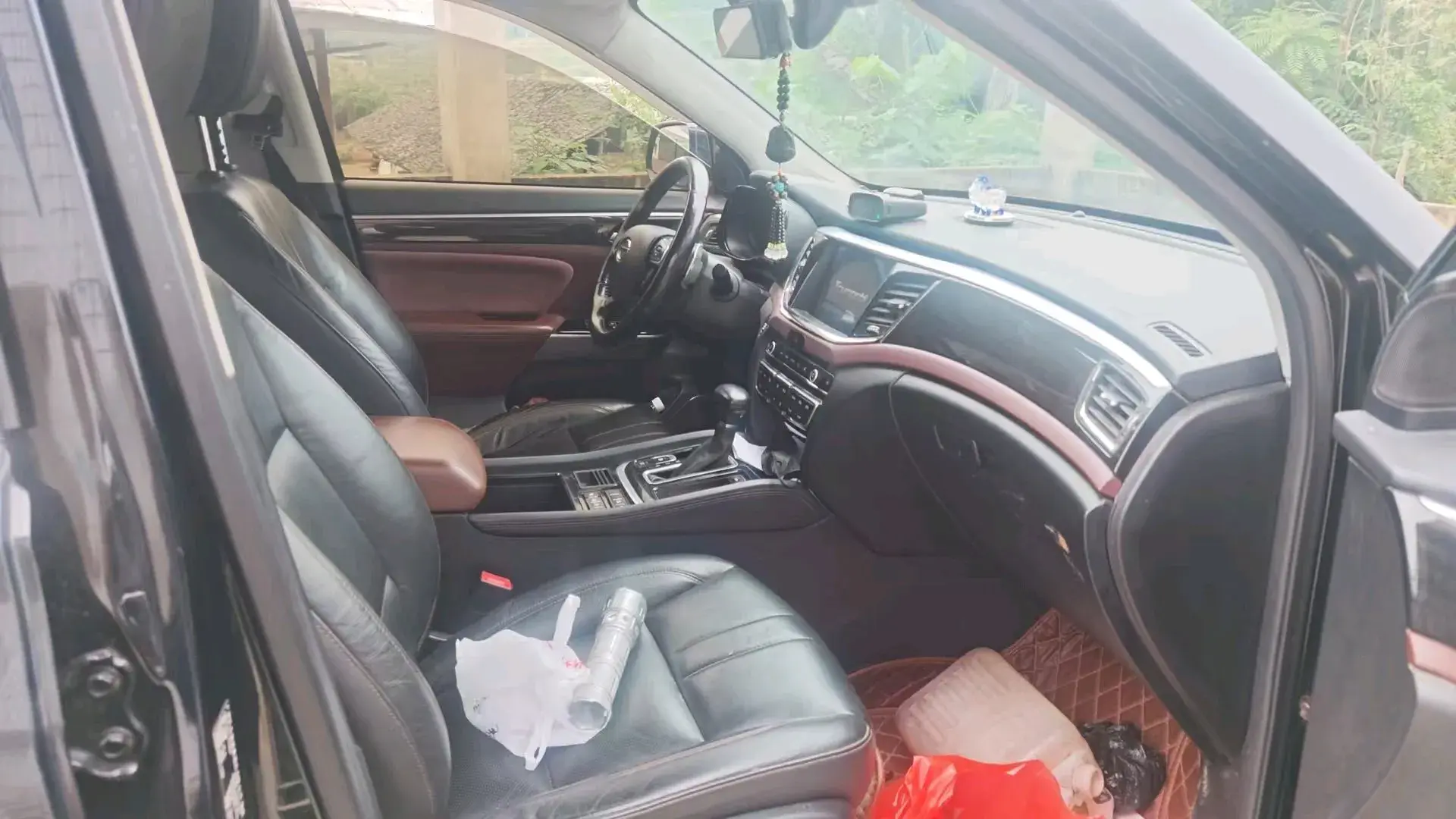 2017 GAC TRUMPCHI thumbnail 4