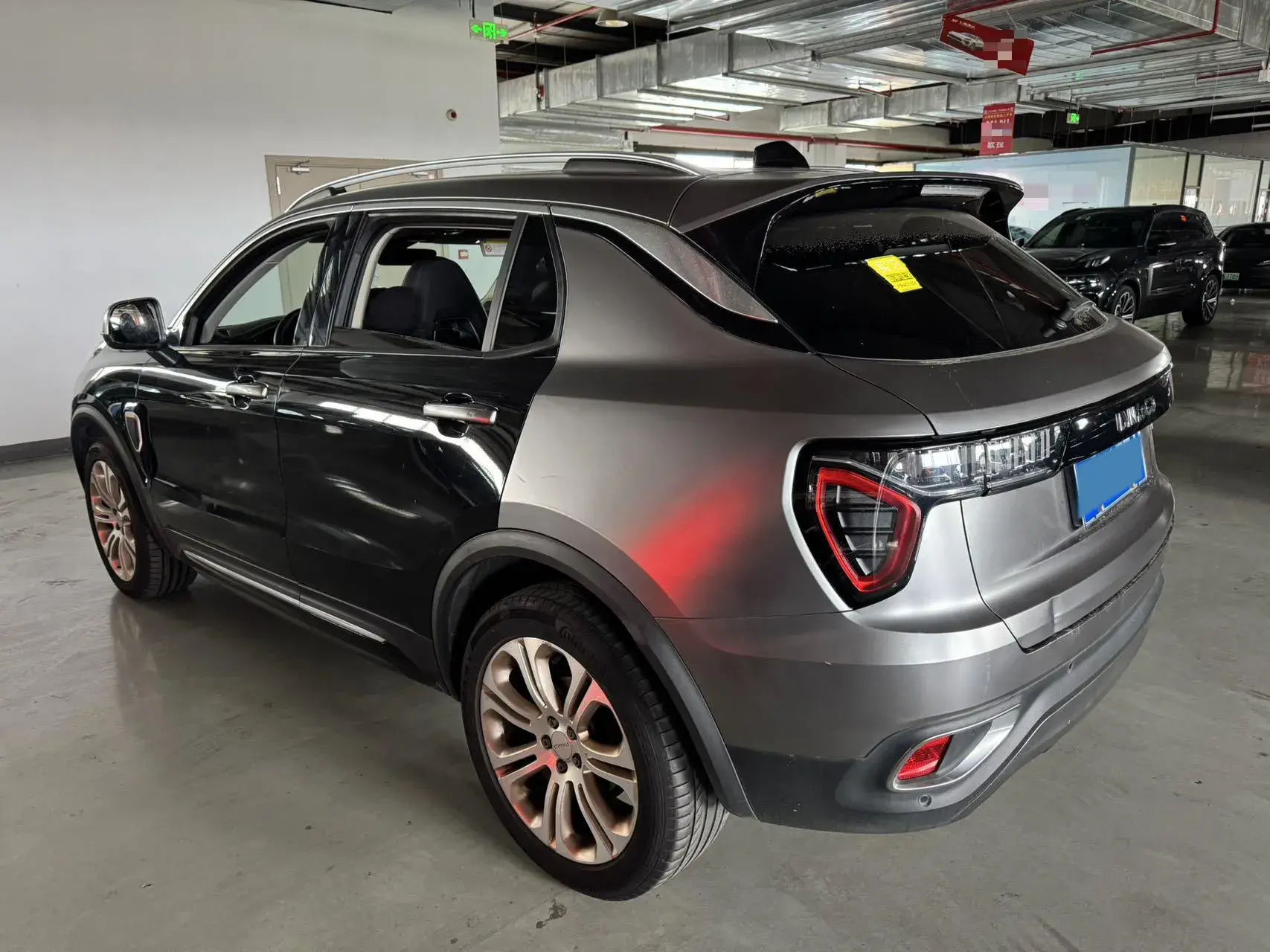 2018 LYNK&CO 01 thumbnail 4