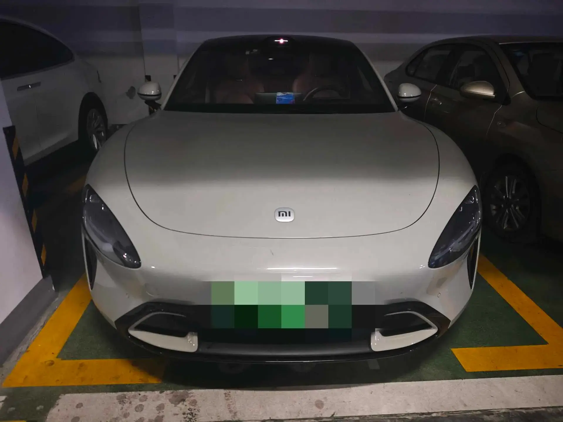 2024 MI SU7 thumbnail 2