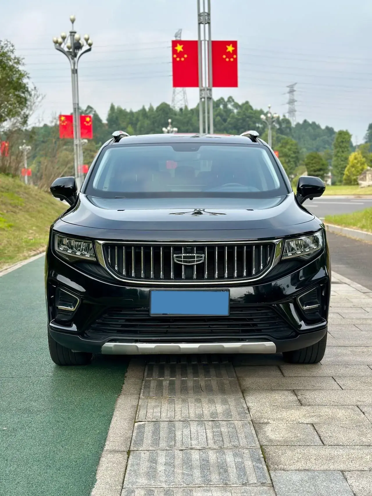 2022 GEELY OKAVANGO thumbnail 2