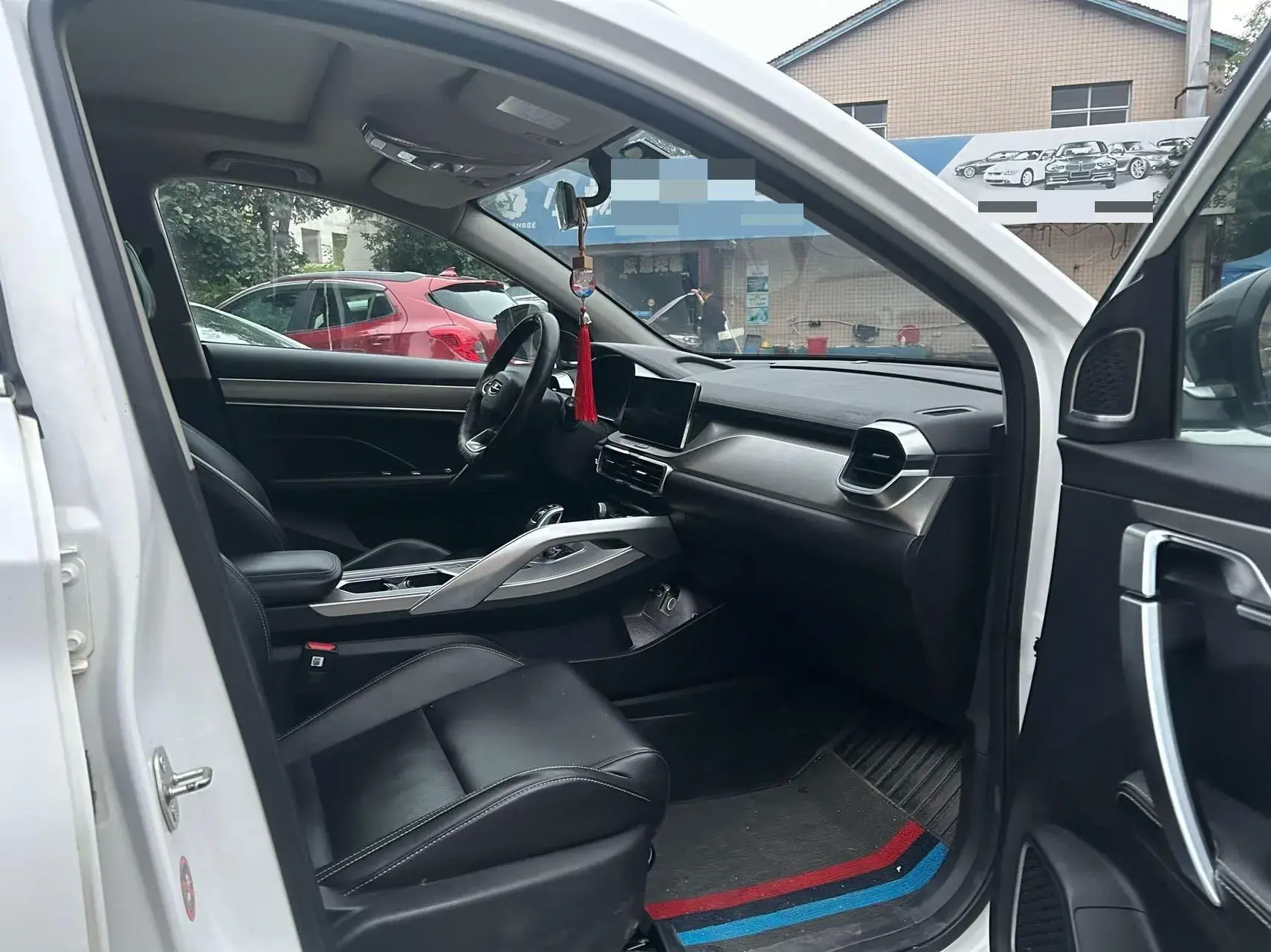 2019 GEELY COOLRAY thumbnail 4