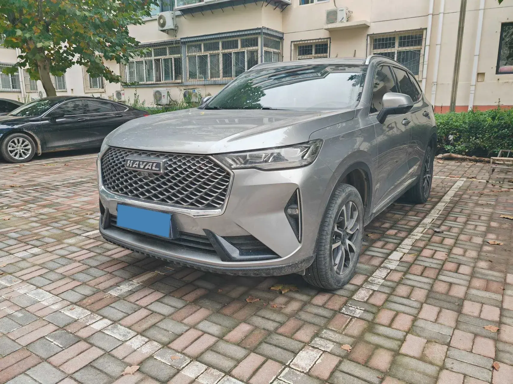 2024 HAVAL H6 view 1