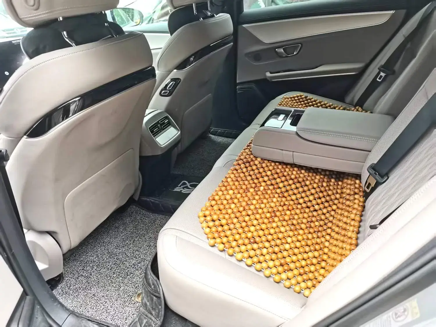 2025 BYD HANL thumbnail 4