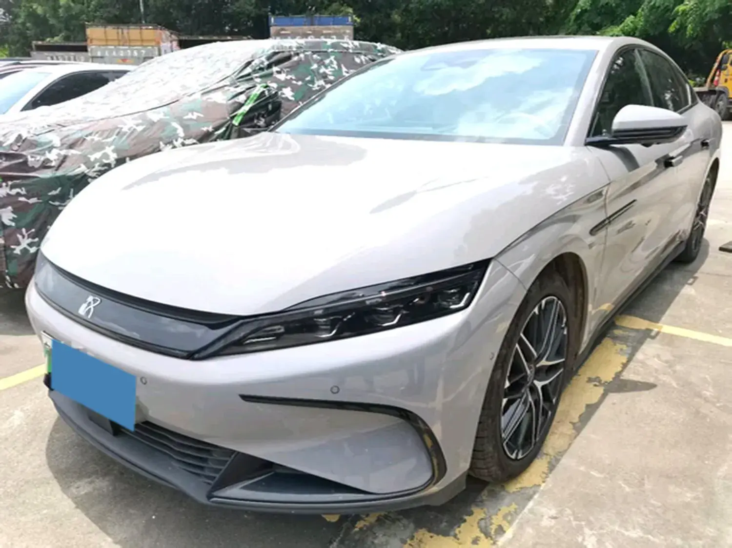 2025 BYD HANL view 1