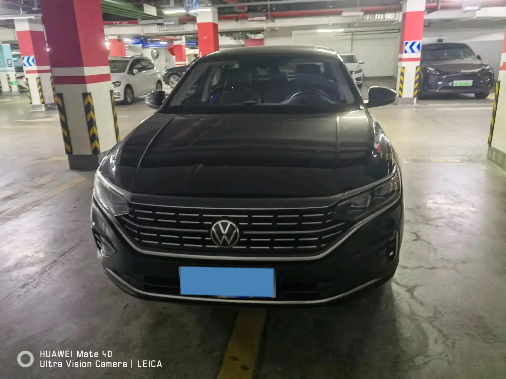 2022 VOLKSWAGEN PASSAT thumbnail 2