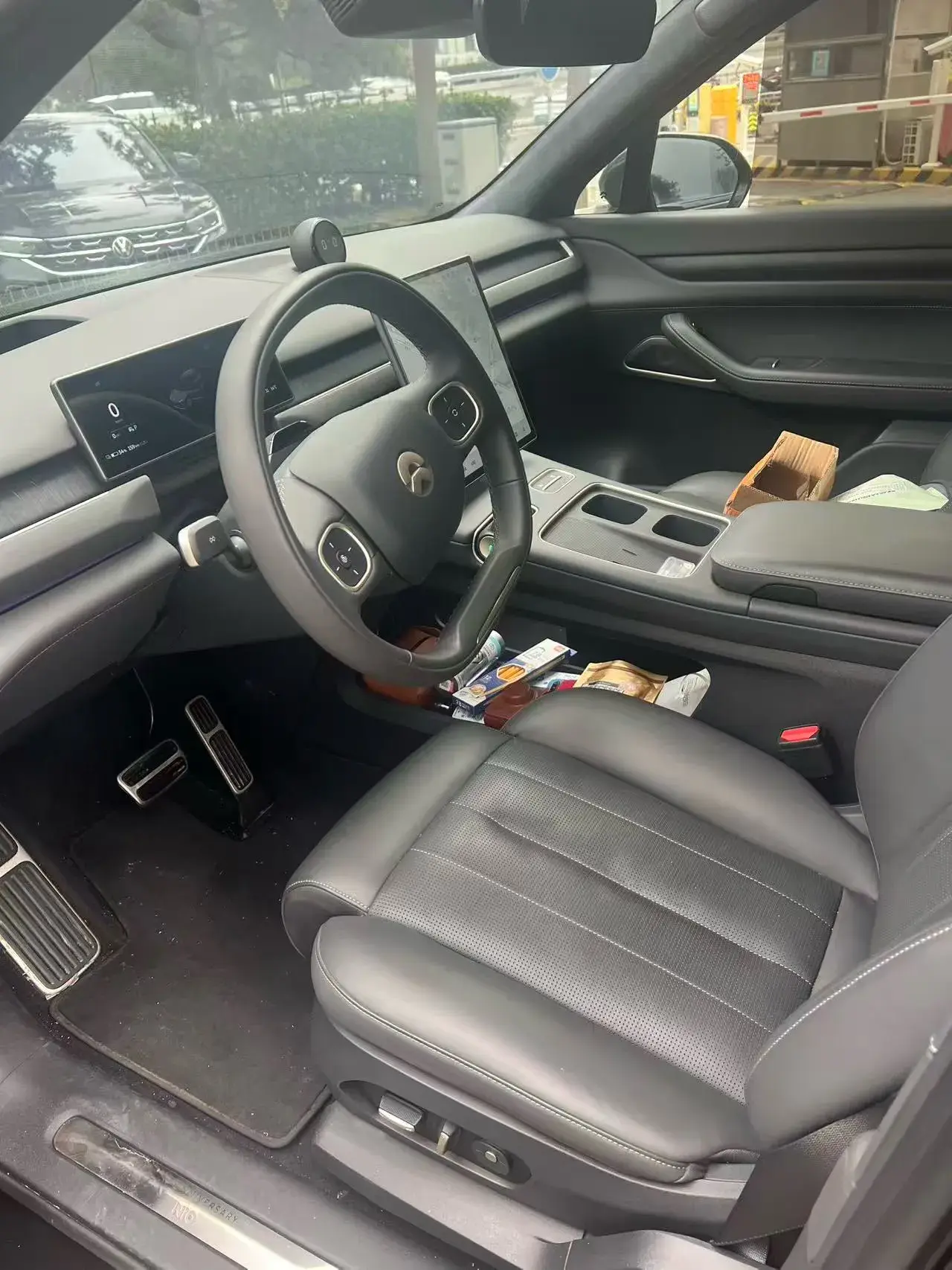 2024 NIO ES8 thumbnail 2