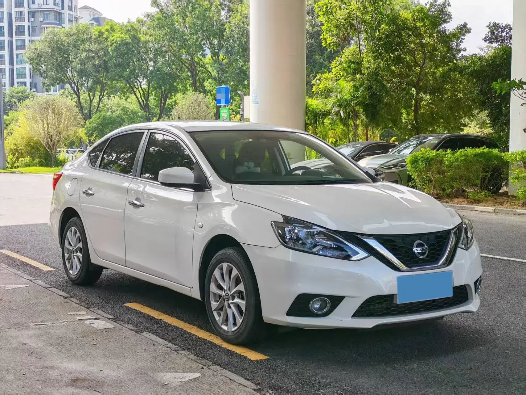 2021 NISSAN SYLPHY thumbnail 2