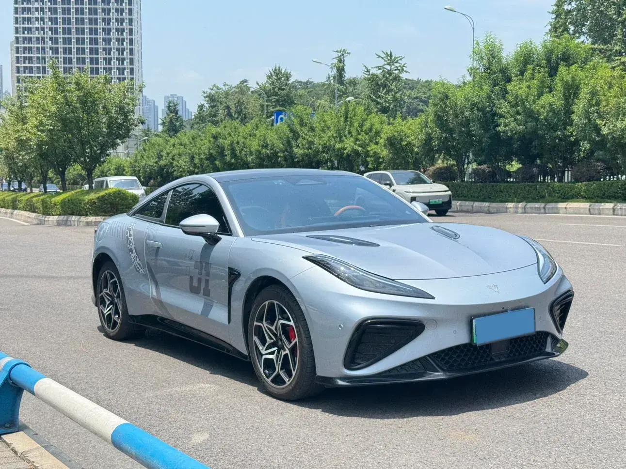 2023 NETA GT thumbnail 2